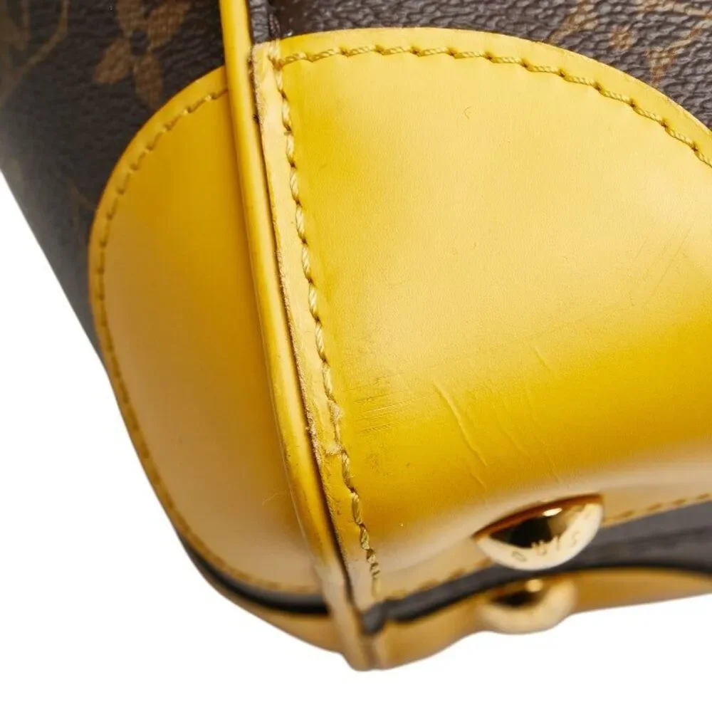 Louis Vuitton Phoenix PM Handbag